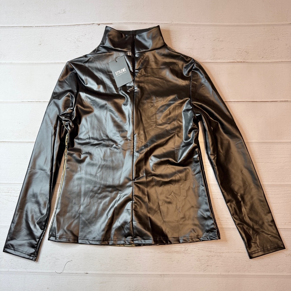 NWT - StyleWe - Women’s Black Jacket - Size Large.